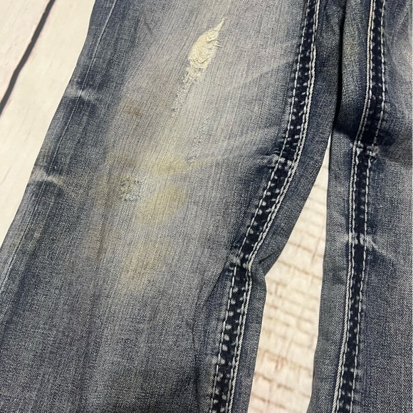 ROCK REVIVAL “Kevin” premium denim jeans boho western size 31 EUC - Picture 4 of 16